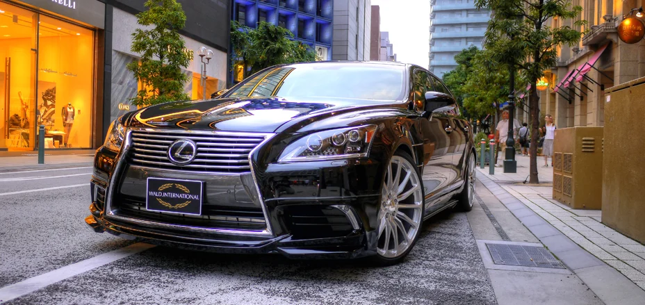 ชุดแต่ง LEXUS LS460/L 600h/hL WALD Japan เอ็กเซ็กคิวทีฟไลน์ ภาพ 12