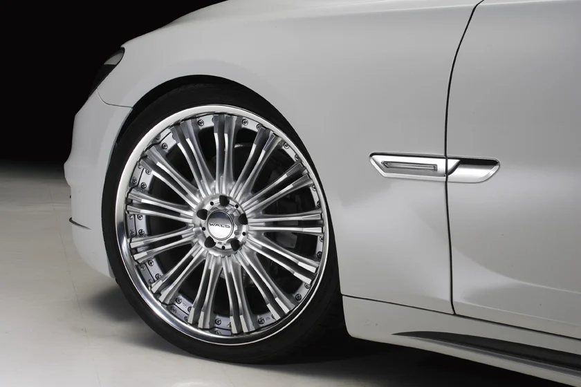 ชุดแต่ง BMW 7 Series M SPORTS WALD Japan สปอร์ตไลน์ แบล็กไบซัน เอดิชัน ภาพ 11
