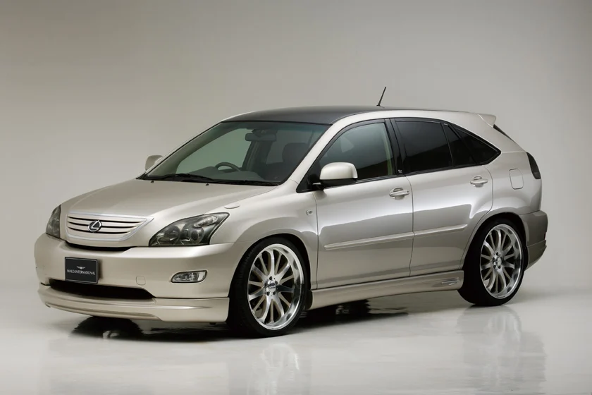 ชุดแต่ง TOYOTA HARRIER WALD Japan เอ็กเซ็กคิวทีฟไลน์ ภาพ 2