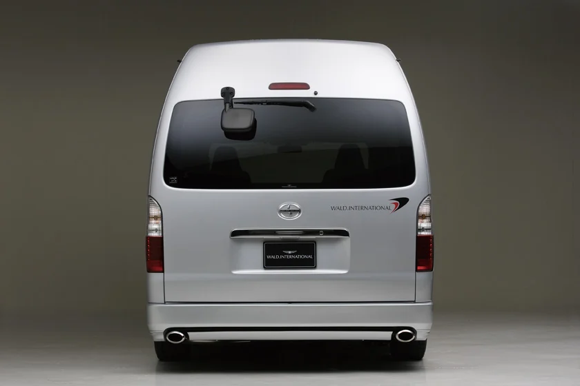 ชุดแต่ง TOYOTA HIACE WIDE/SUPER LONG WALD Japan เอ็กเซ็กคิวทีฟไลน์ V2 ภาพ 5