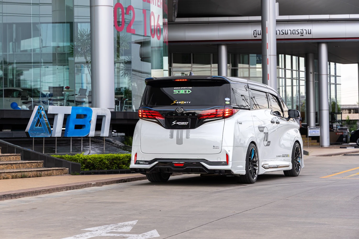 ชุดแต่ง TOYOTA ALPHARD 40 – SPORT 1 ภาพสินค้า 14