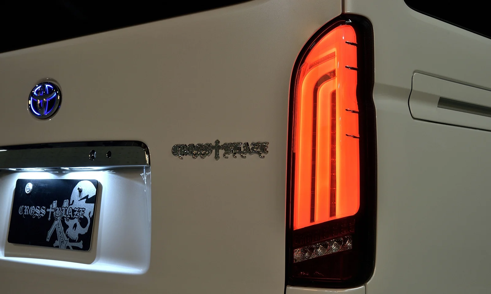 ชุดแต่ง TOYOTA 200HIACE 5 GDH/TRH20# 2017.12~2020.3 Rowen Japan ภาพ 20