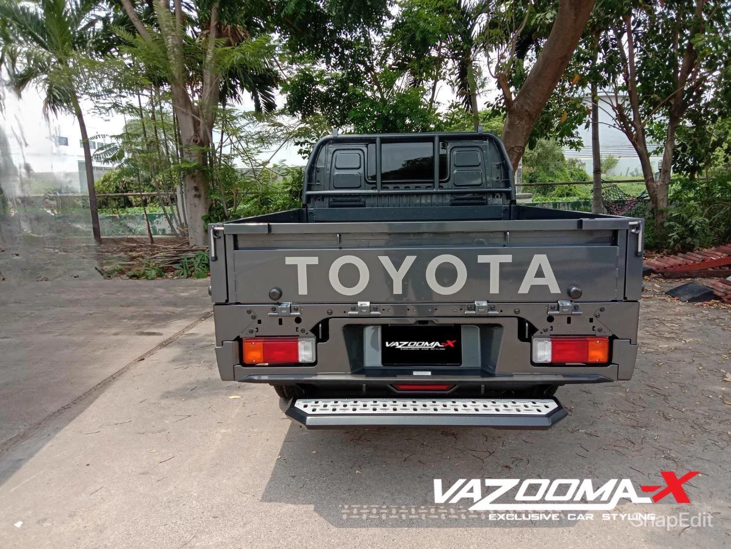 รูปชุดแต่ง ชุดแต่ง Toyota Hilux Champ 2024 Vazooma X ภาพที่ 1