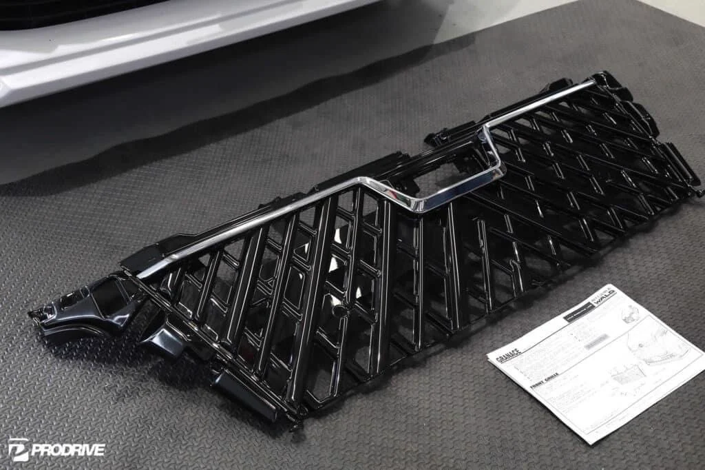รูปชุดแต่ง ชุดแต่ง TOYOTA Commuter รถตู้ 2019 2025 WALD ภาพที่ 5