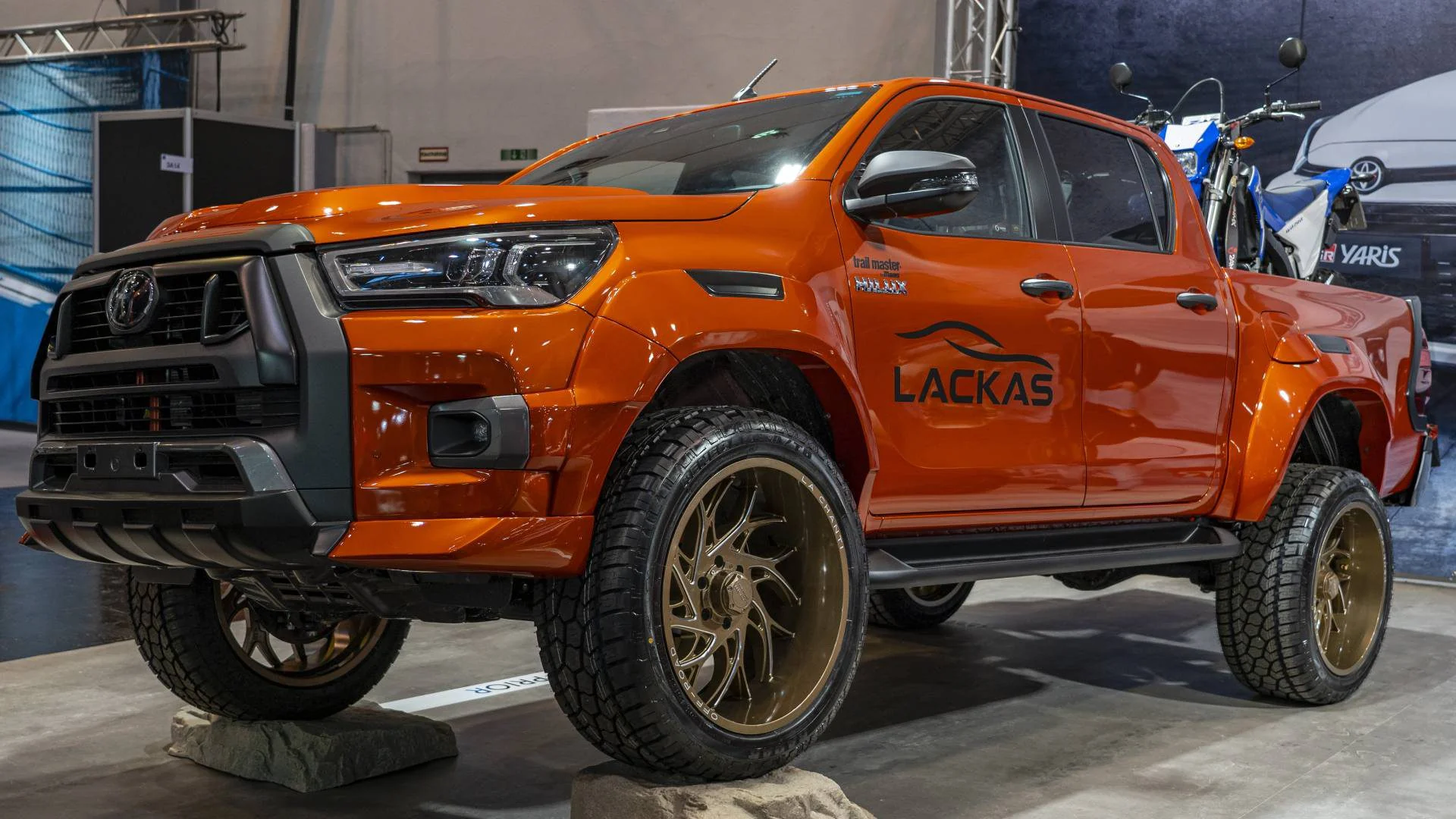โป่งล้อหรือแก้มข้าง Prior Design TOYOTA Hilux Invincible 2018+ ภาพสินค้าที่เลือก