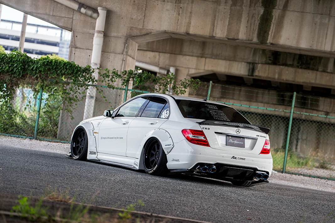 รูปชุดแต่ง ชุดแต่ง Mercedes-Benz C Class W204 2010 2014 LB WORK ภาพที่ 11