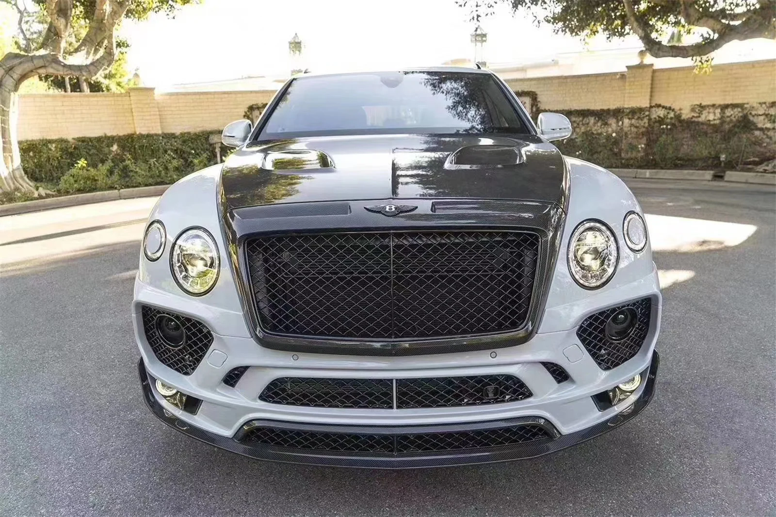 รูปชุดแต่ง ชุดแต่ง Bentley Bentayga Mansory ภาพที่ 3