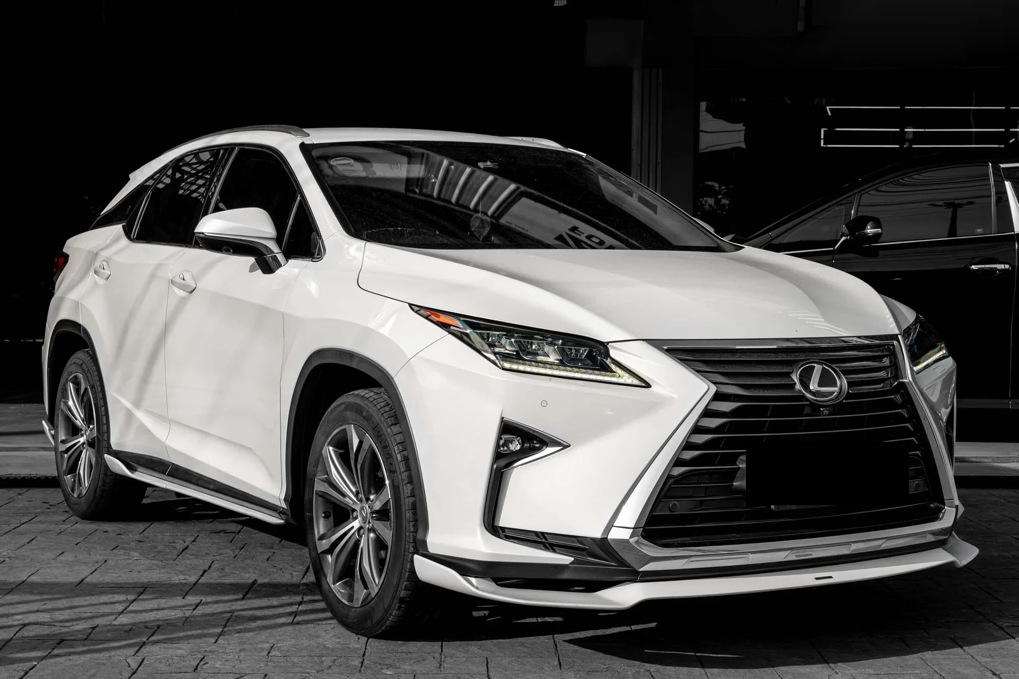ชุดแต่ง LEXUS RX Lexus RX200T x Artisan Spirits Prodrive Shop ภาพ 1