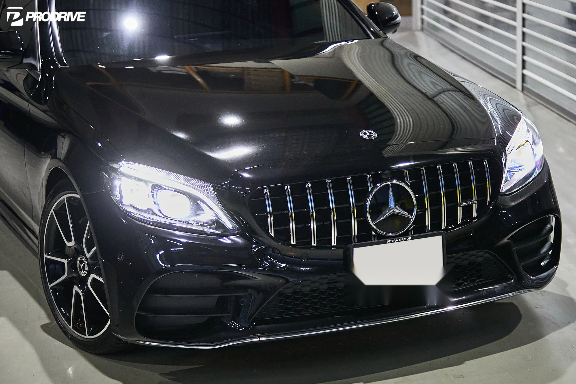 ชุดแต่ง MERCEDES BENZ W205 Mercedes-Benz W205 C220d x กระจังหน้า GT x Rear คาร์บอน ดิฟฟิวเซอร์ ทรง C63 Prodrive Shop ภาพ 3