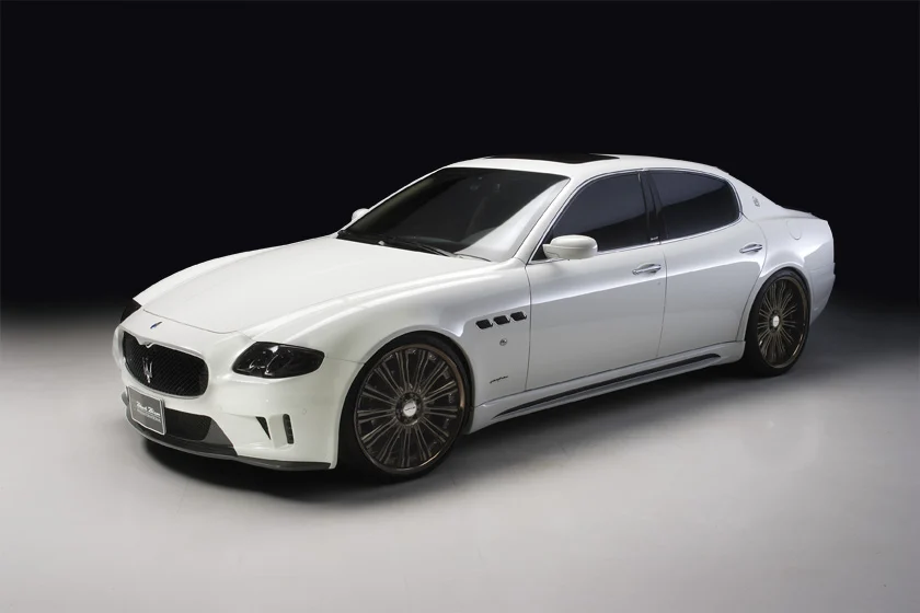 ชุดแต่ง MASERATI QUATTROPORTE WALD Japan สปอร์ตไลน์ แบล็กไบซัน เอดิชัน ภาพ 3