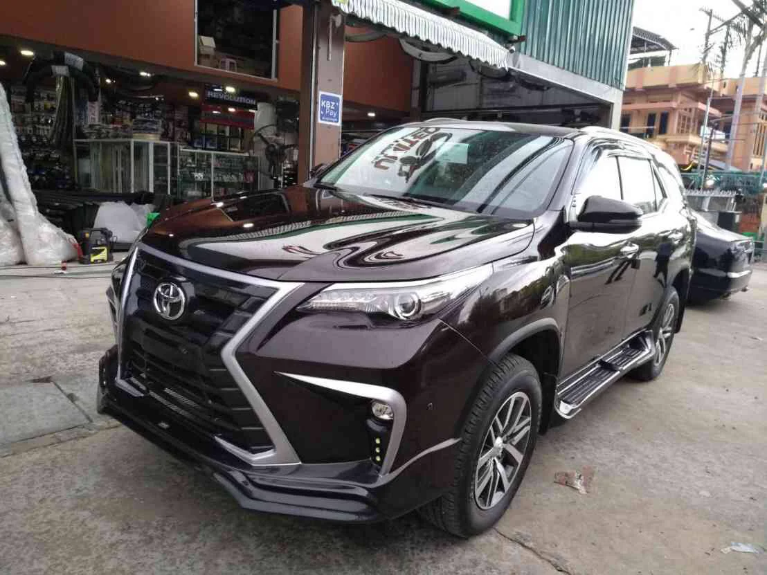 รูปชุดแต่ง ชุดแต่ง TOYOTA Fortuner 2015 2019 NKS V.1 ภาพที่ 26