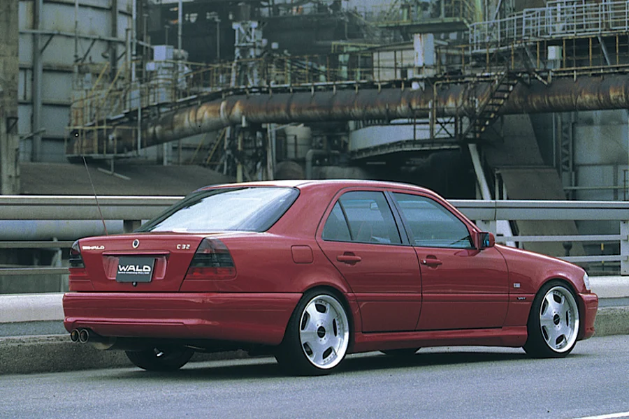รูปชุดแต่ง ชุดแต่ง Mercedes-Benz C Class W202 WALD ภาพที่ 1