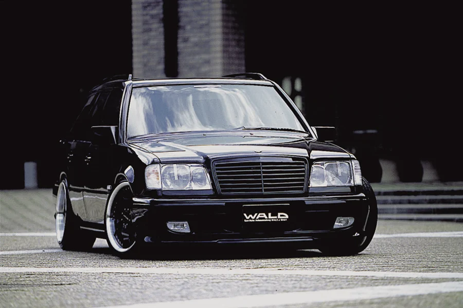 รูปชุดแต่ง ชุดแต่ง Mercedes-Benz E Class W124 WALD Wargon ภาพที่ 5