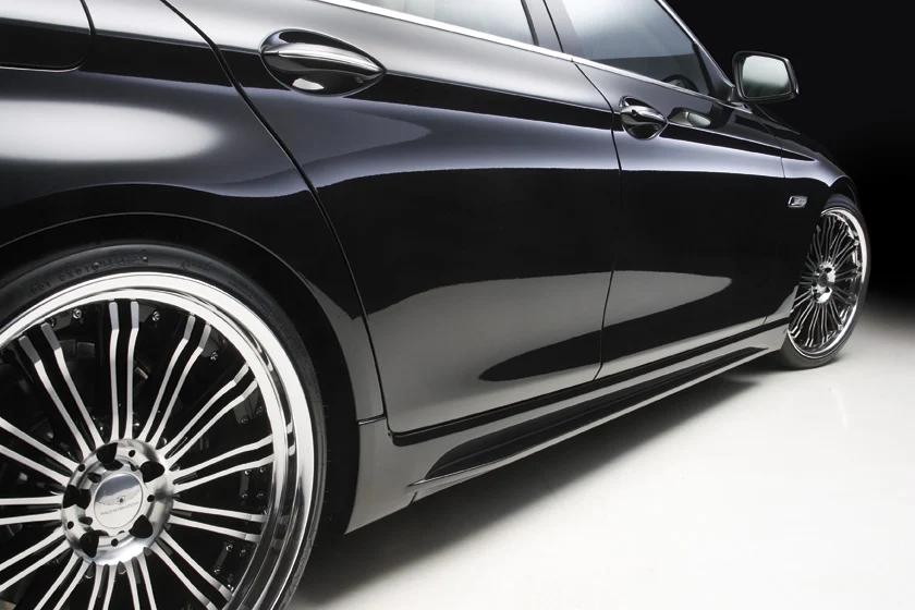 ชุดแต่ง BMW 5 Series WALD Japan สปอร์ตไลน์ แบล็กไบซัน เอดิชัน ภาพ 5