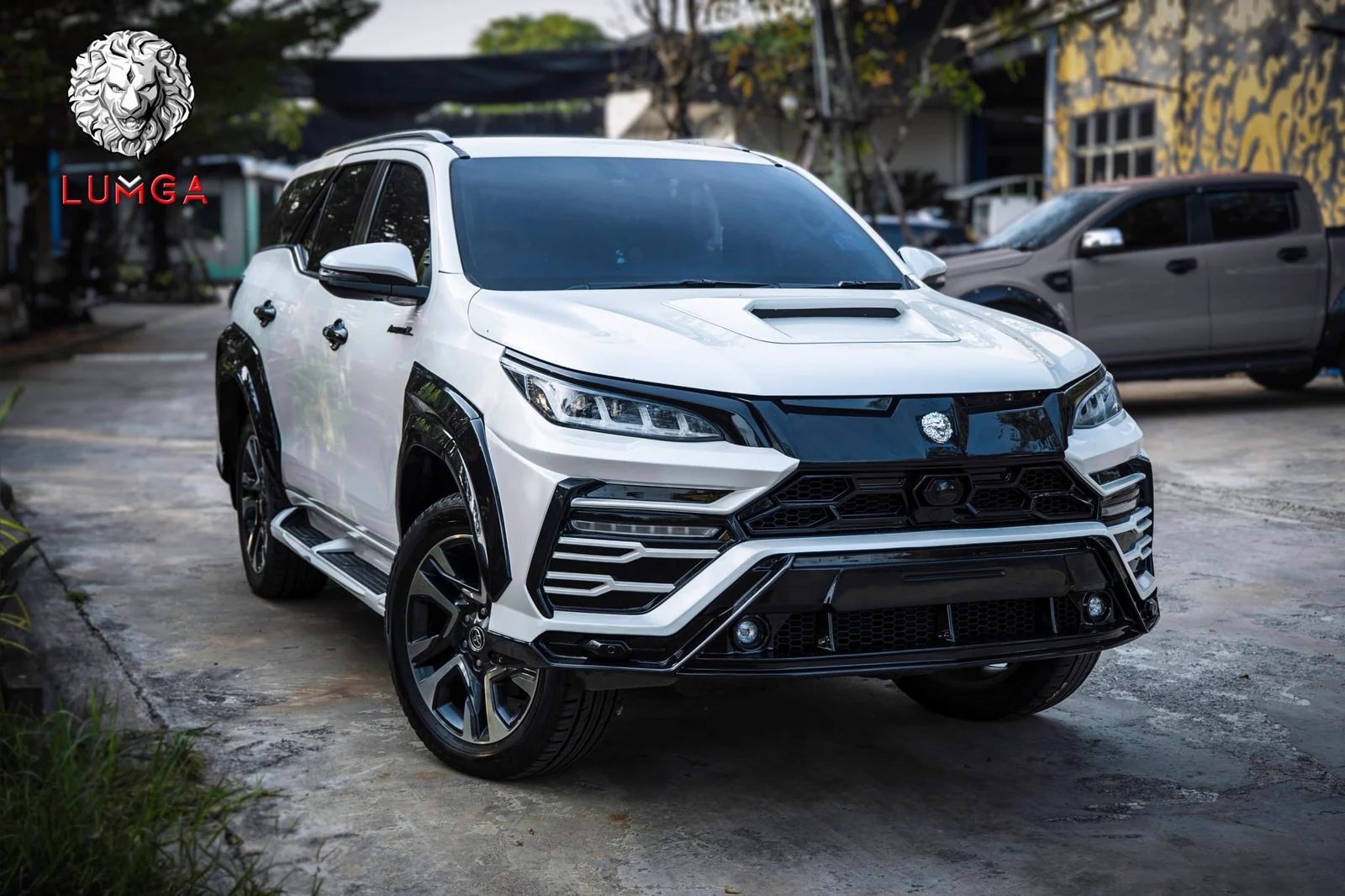 รูปชุดแต่ง ชุดแต่ง Toyota Fortuner 2020 2024 LumGa AMT ภาพที่ 7