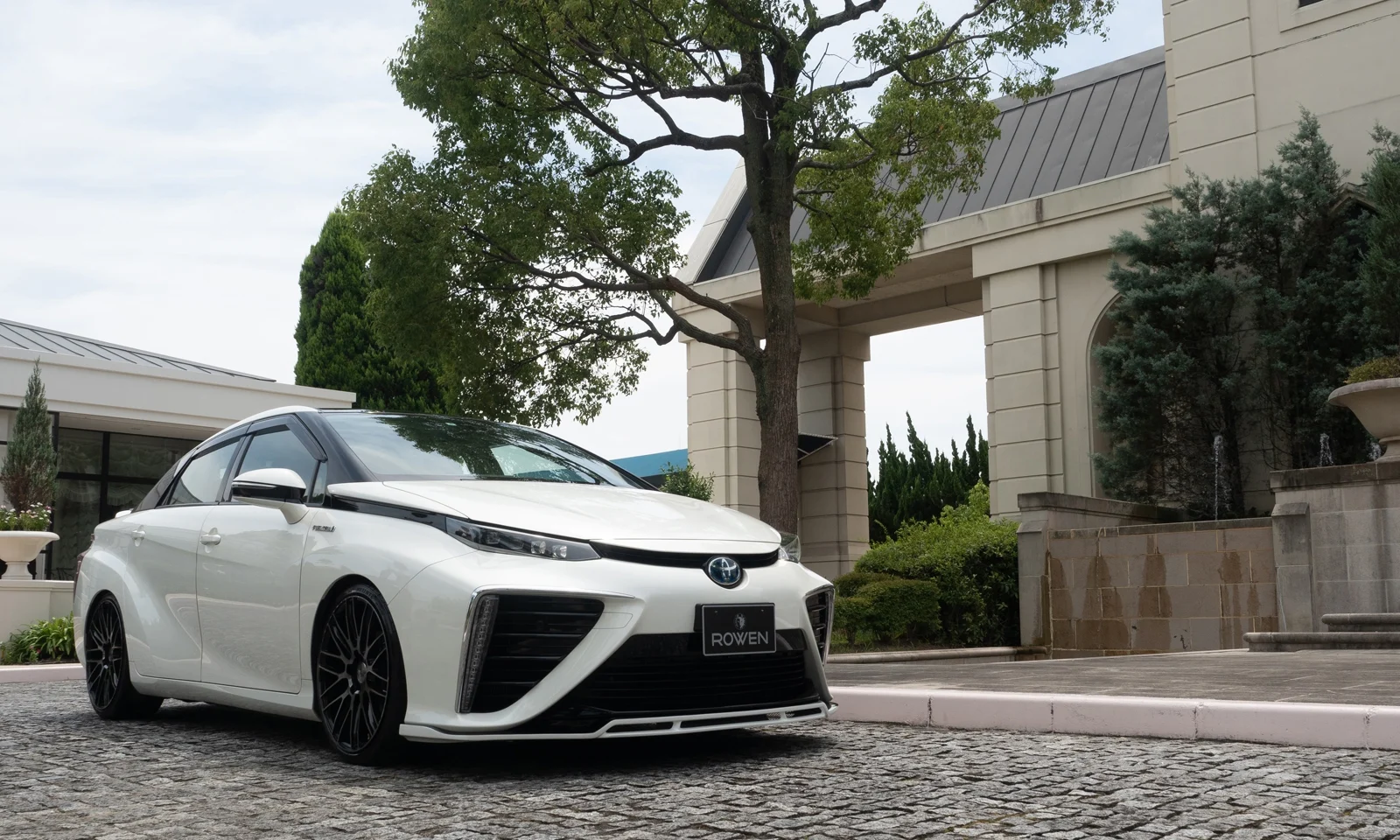 ชุดแต่ง TOYOTA MIRAI JPD10 2014.11~Rowen Japan ภาพ 14