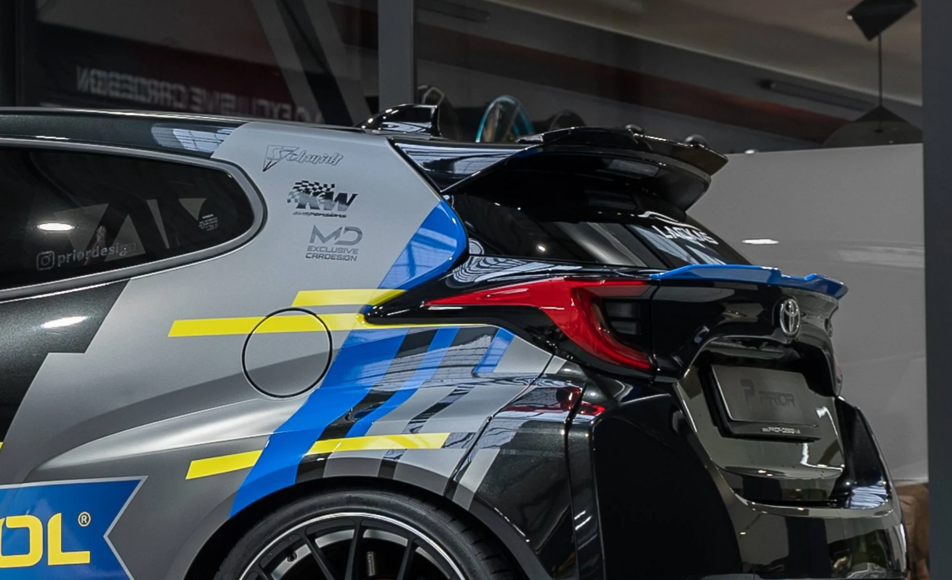 สปอยเลอร์หลังคา Prior Design TOYOTA GR Yaris ภาพสินค้าที่เลือก