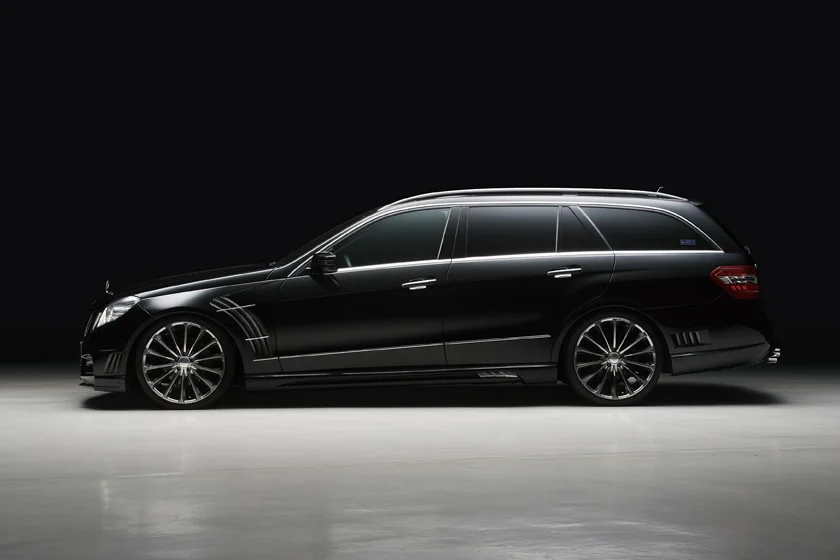 ชุดแต่ง MERCEDES-BENZ E-CLASS WALD Japan สปอร์ตไลน์ แบล็กไบซัน เอดิชัน ภาพ 2