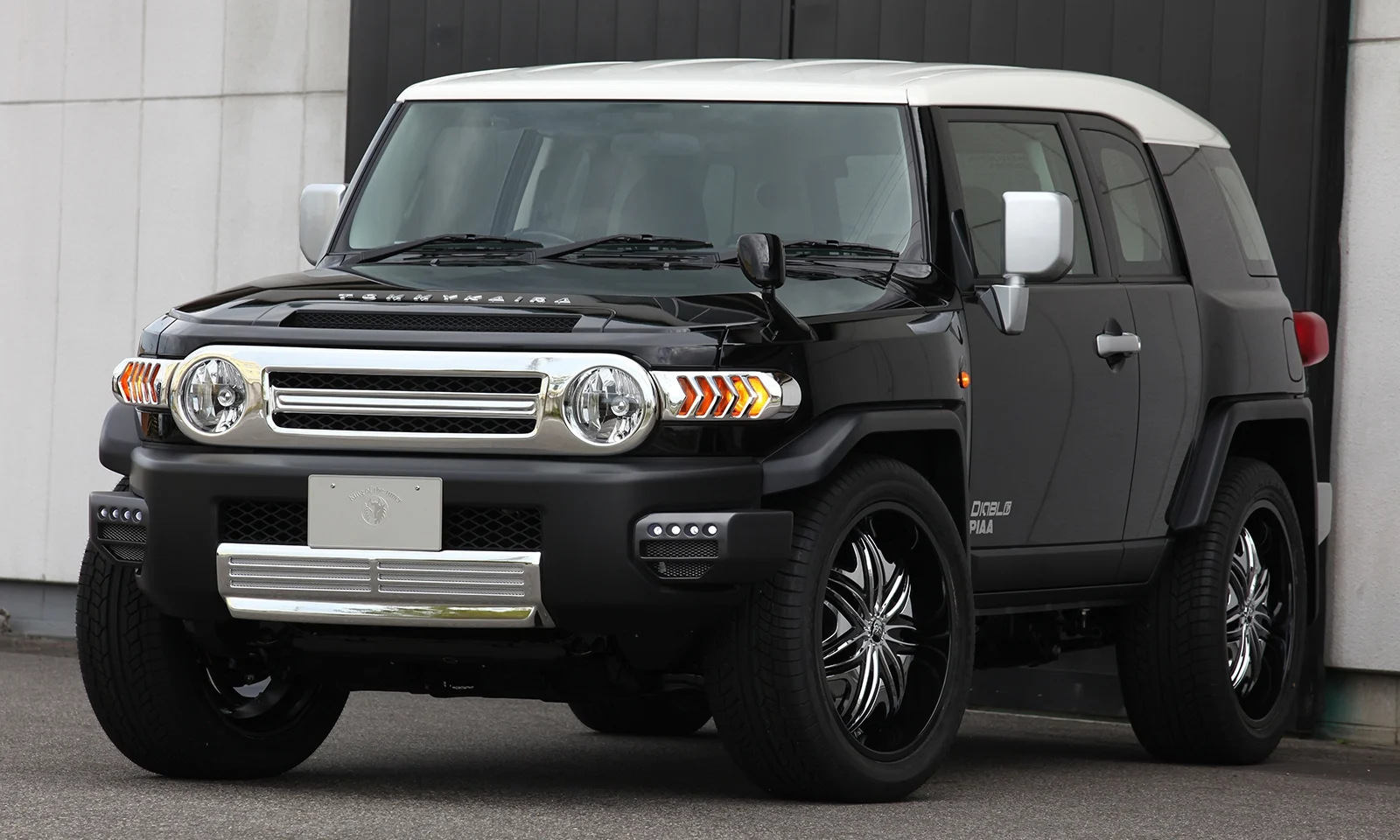 ชุดแต่ง TOYOTA 15 FJ CRUISER GSJ15W 2010.12~2018.1 JAPAN PREMIUM Rowen Japan ภาพ 5