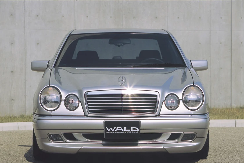 ชุดแต่ง MERCEDES-BENZ E-CLASS WALD Japan เอ็กเซ็กคิวทีฟไลน์ ภาพ 7