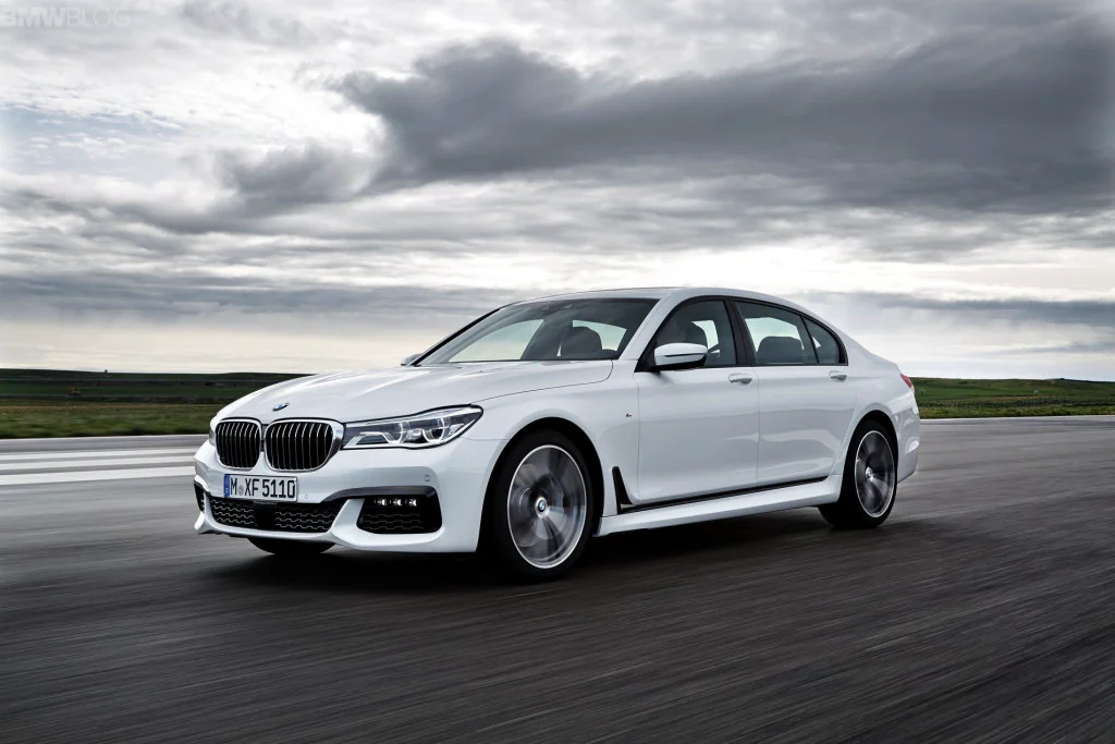 ชุดแต่ง BMW Series7 G11 G12 M Sport