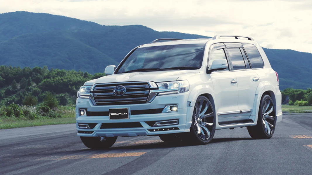 รูปชุดแต่ง ชุดแต่ง TOYOTA Land Cruiser 2016 2020 WALD 200 ภาพที่ 26
