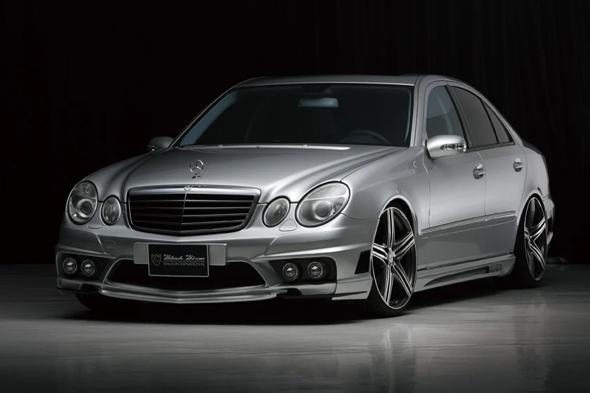 ชุดแต่ง MERCEDES-BENZ E-CLASS WALD Japan สปอร์ตไลน์ แบล็กไบซัน เอดิชัน ภาพ 2