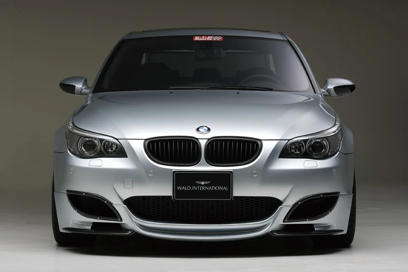 ชุดแต่ง BMW M5 WALD Japan สปอร์ตไลน์ ภาพ 1