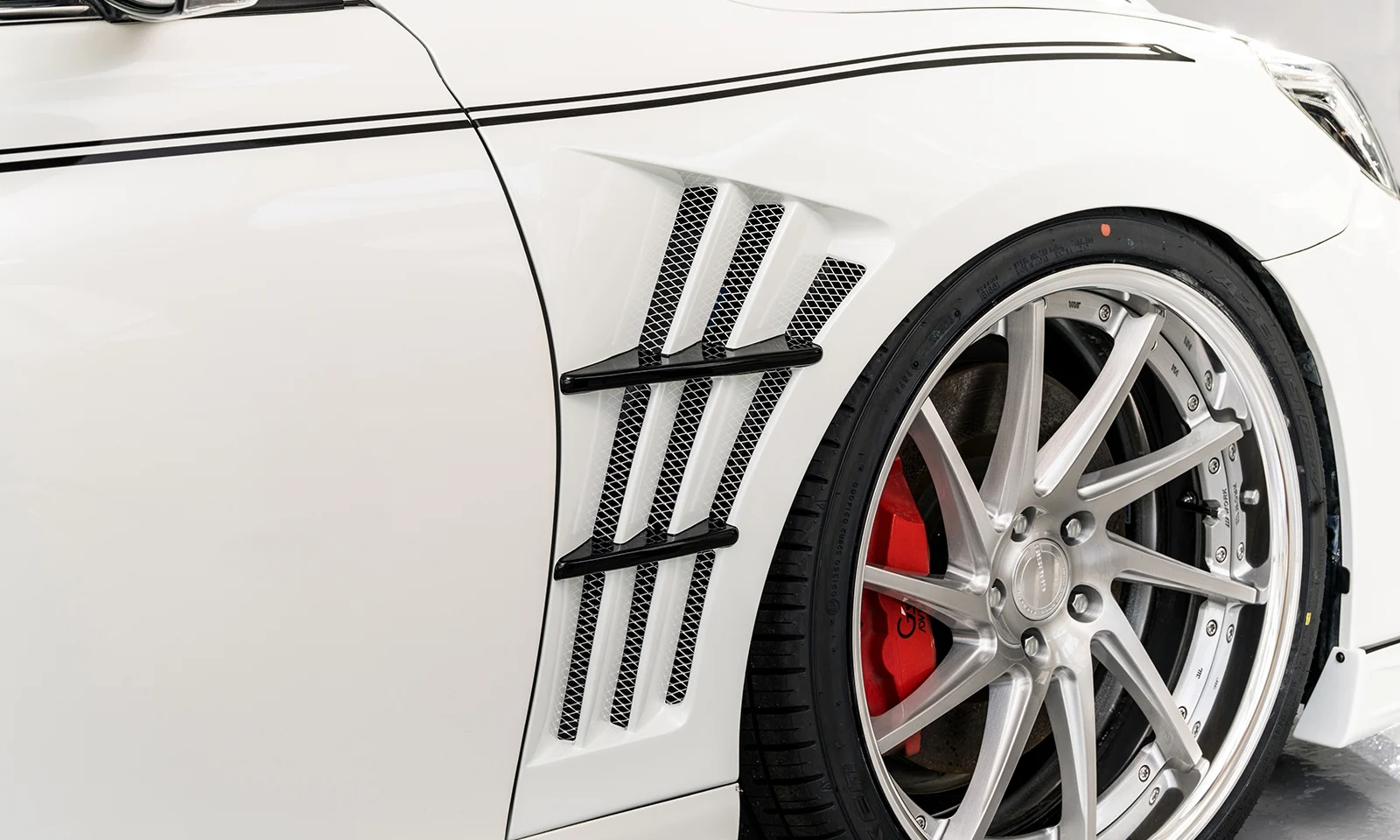 ชุดแต่ง TOYOTA MARK X GRMN(100 MODEL) GRX133 2015.06 Rowen Japan ภาพ 2