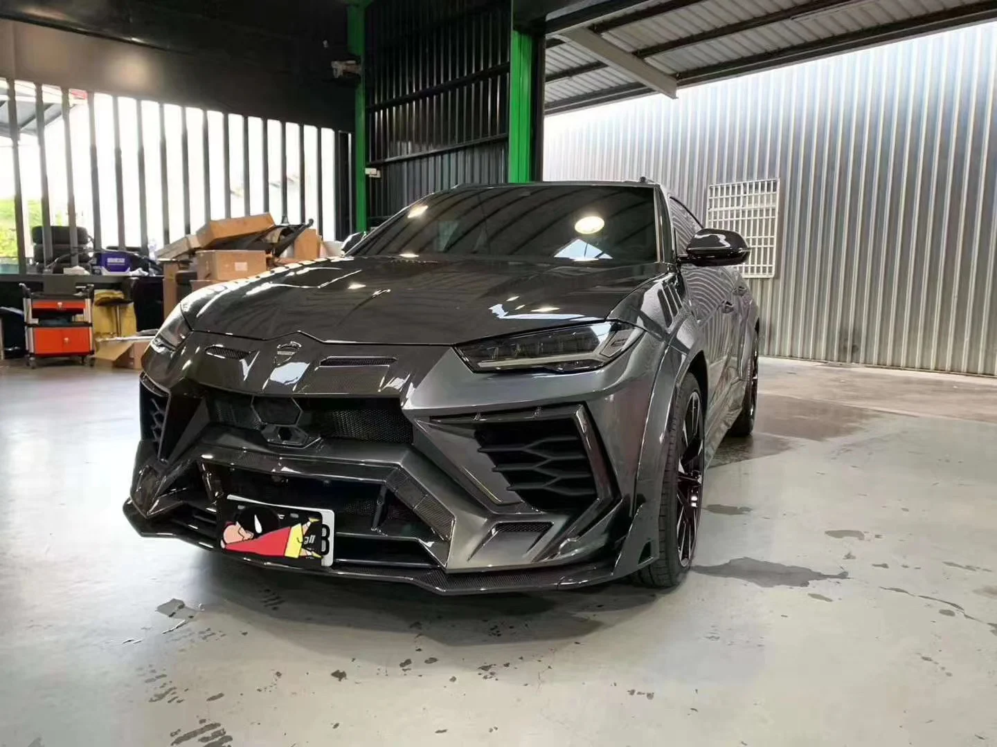 ชุดแต่ง Lamborghini Urus Mansory