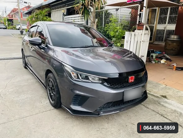 Honda City Turbo GN มุมด้านหน้า แสดงลิ้นต่อกันชนหน้าติดตั้งบนรถ