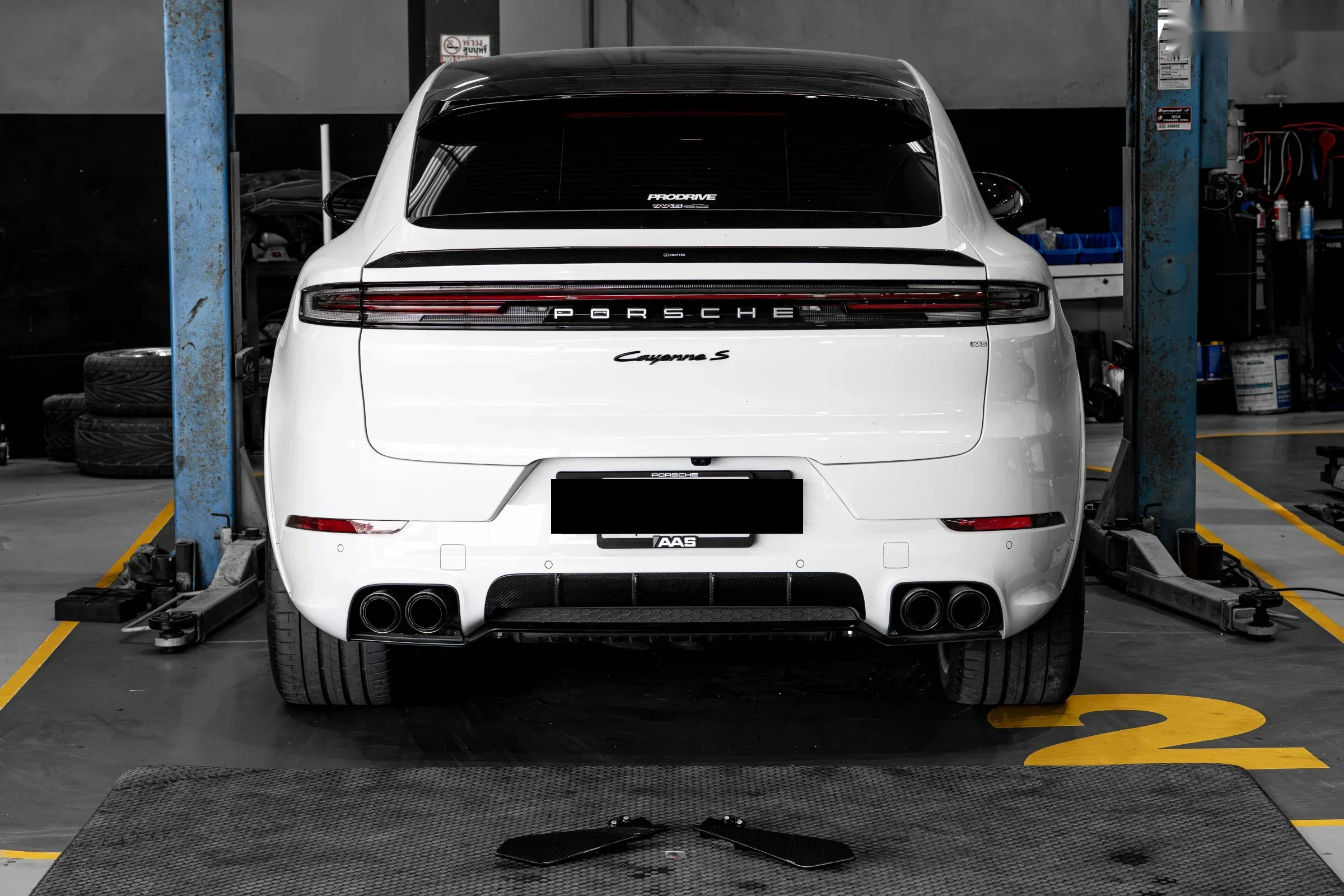 ชุดแต่ง PORSCHE E3.2 Porsche Cayenne S Coupé E3.2 x Turbo GT Wing Prodrive Shop ภาพ 13