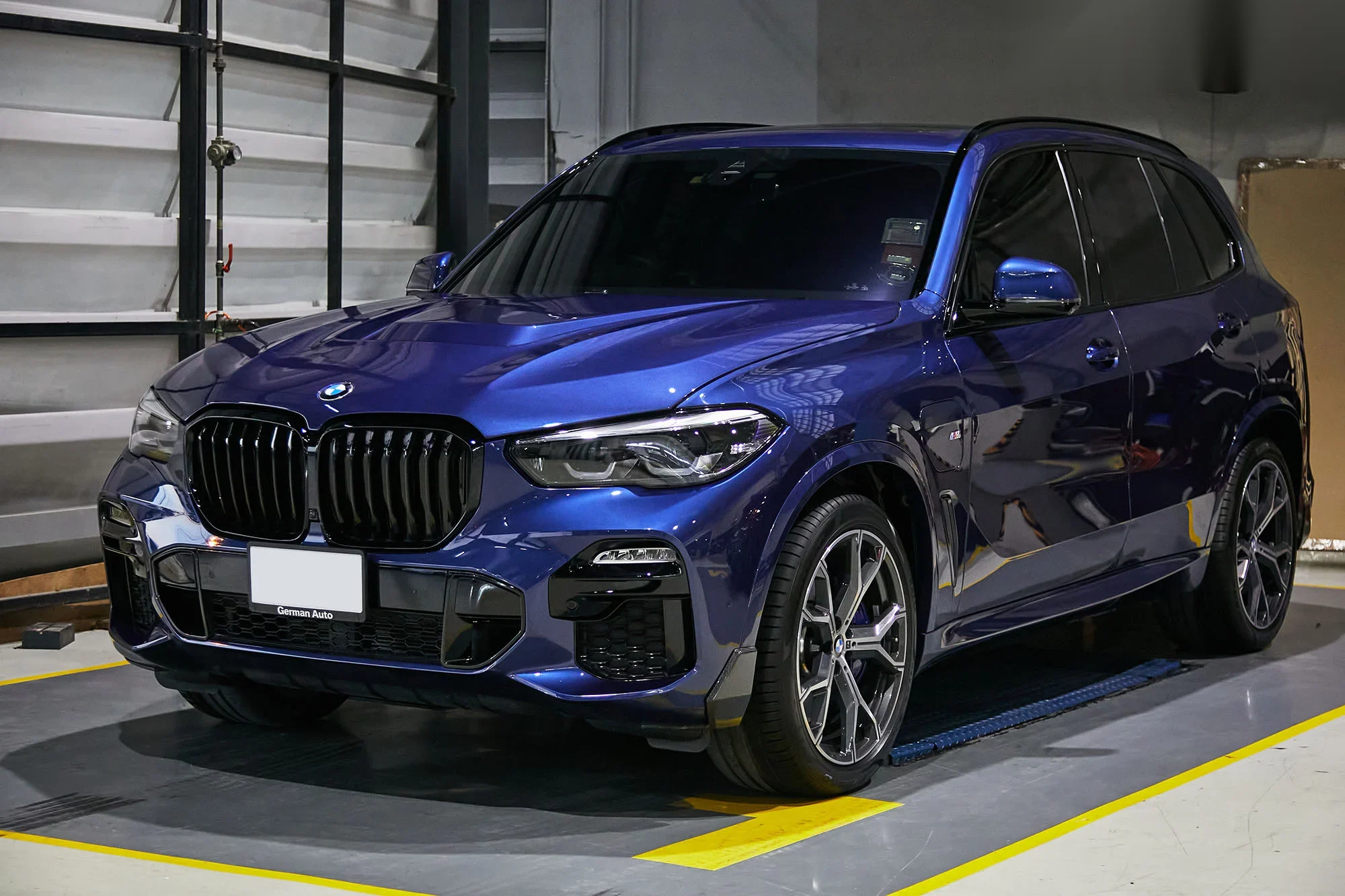 ชุดแต่ง BMW X5 G05 M-Sport x Renegade x Midas Prodrive Shop ภาพ 3