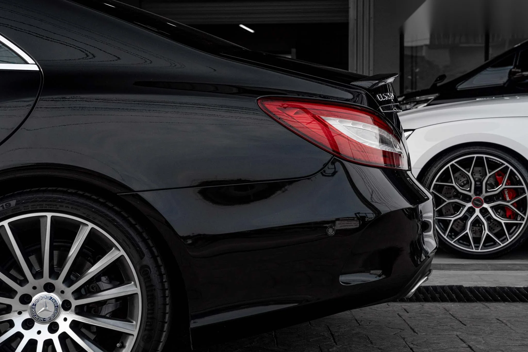 ชุดแต่ง MERCEDES BENZ W218 Mercedes-Benz CLS250d W218 x Ducktail สปอยเลอร์ Prodrive Shop ภาพ 8