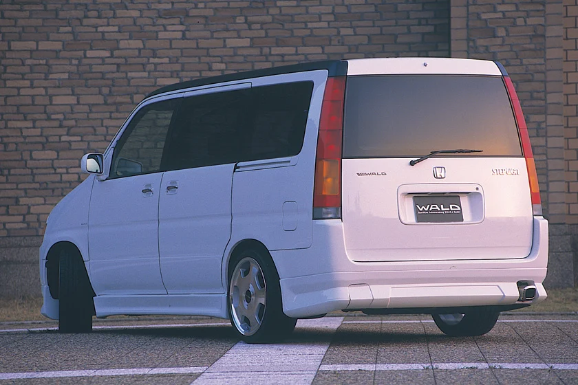 ชุดแต่ง HONDA STEP WGN WALD Japan สปอร์ตไลน์ ภาพ 2
