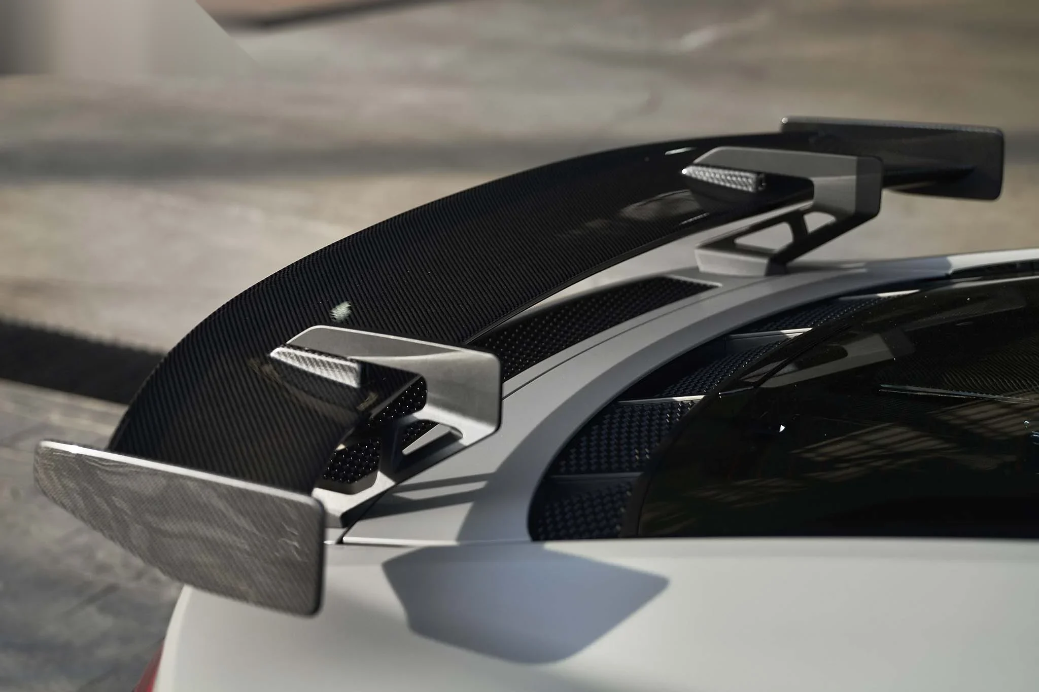 ชุดแต่ง Audi R8 Audi R8 V10 x คาร์บอน Wing & X-BAR Prodrive Shop ภาพ 5
