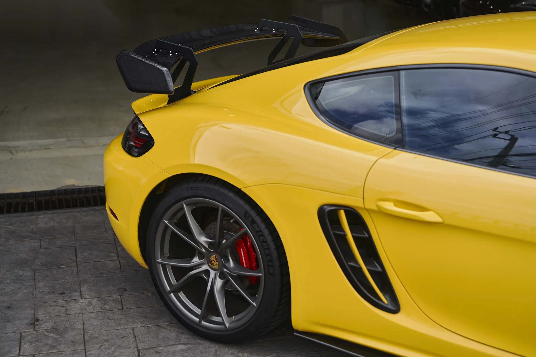 ชุดแต่ง PORSCHE 718 Porsche Cayman 718 x GT4 Style Wing (คาร์บอน) Prodrive Shop ภาพ 3