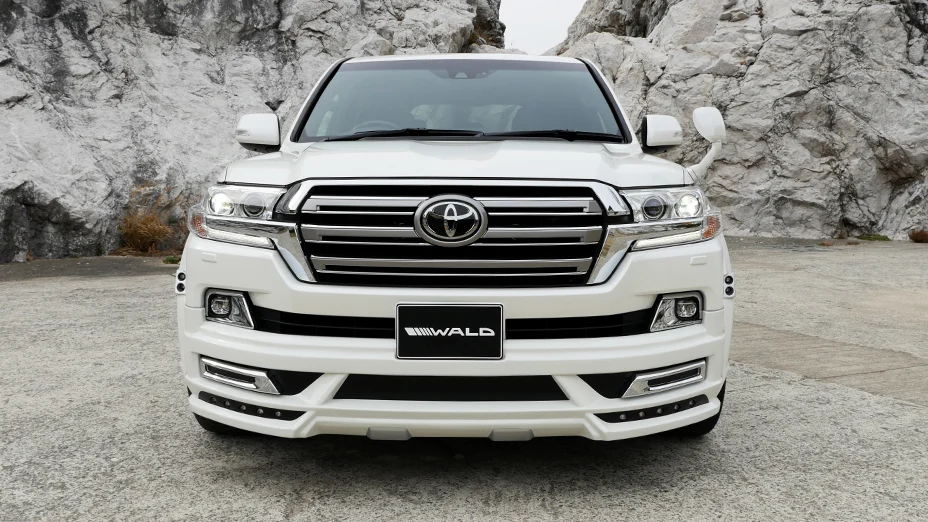 ชุดแต่ง TOYOTA LAND CRUISER 200 WALD Japan สปอร์ตไลน์ ภาพ 19