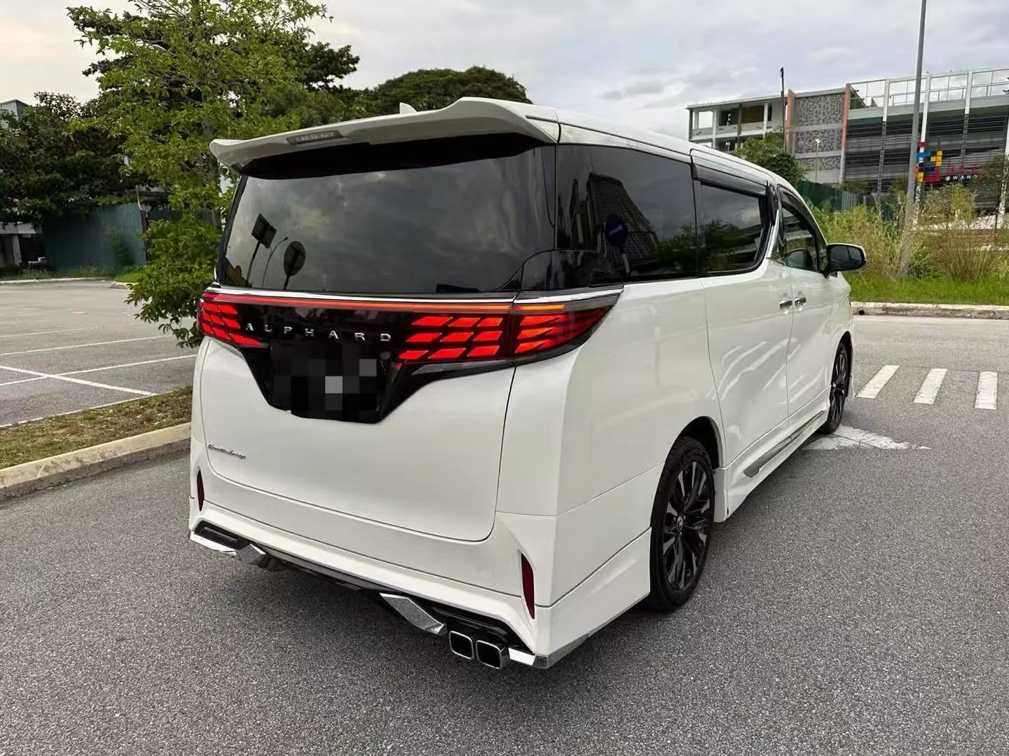 รูปชุดแต่ง ชุดแต่ง Toyota Alphard AH30 2018 2021 แปลงหน้า A40 2025 ภาพที่ 2