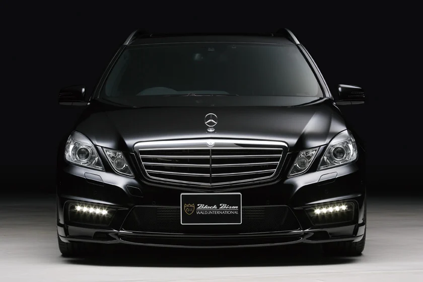 ชุดแต่ง MERCEDES-BENZ E-CLASS WALD Japan สปอร์ตไลน์ แบล็กไบซัน เอดิชัน ภาพ 1