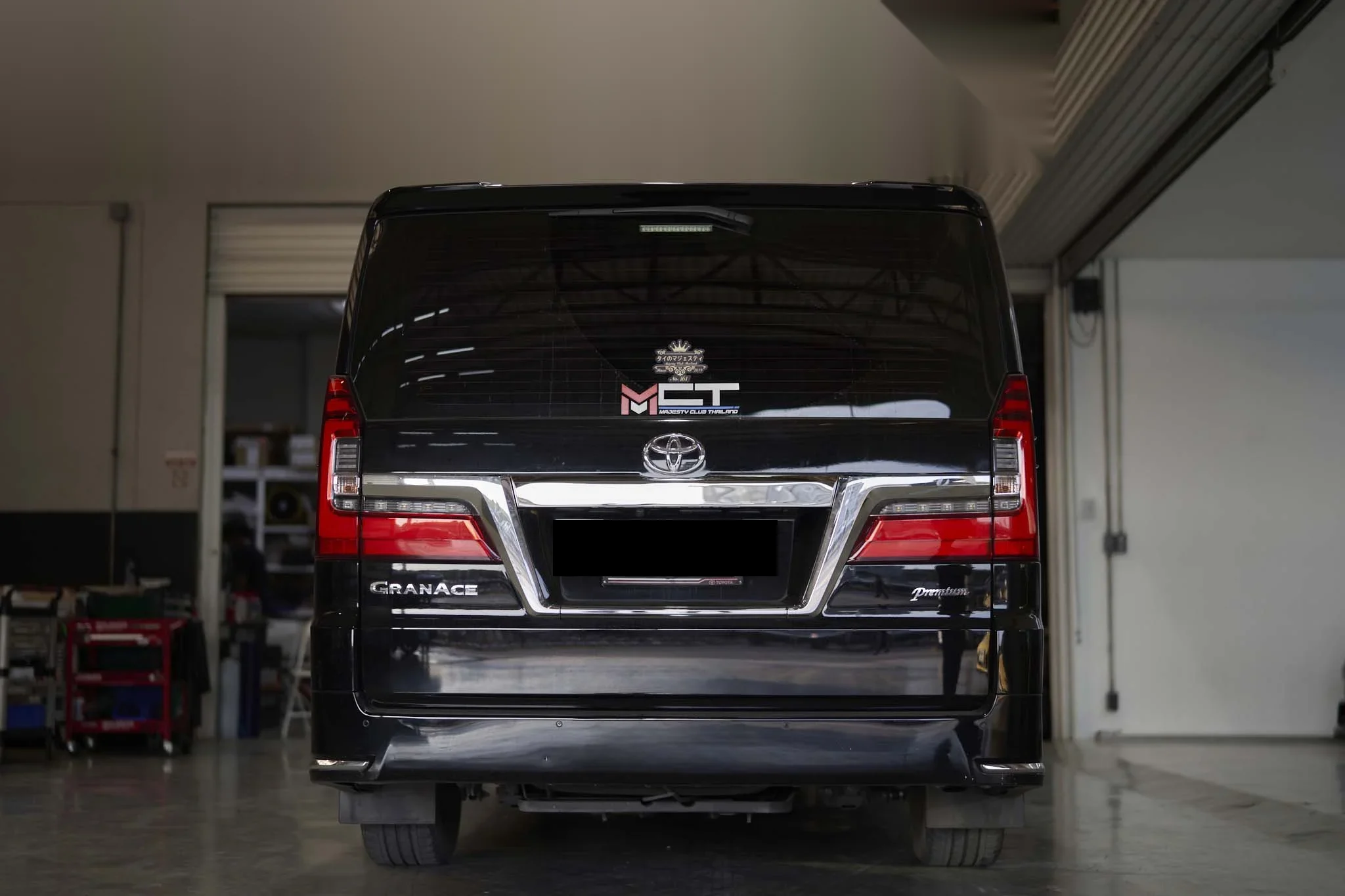 ชุดแต่ง TOYOTA Majesty Toyota Majesty x WALD ชุดแต่งรอบคัน Prodrive Shop ภาพ 8