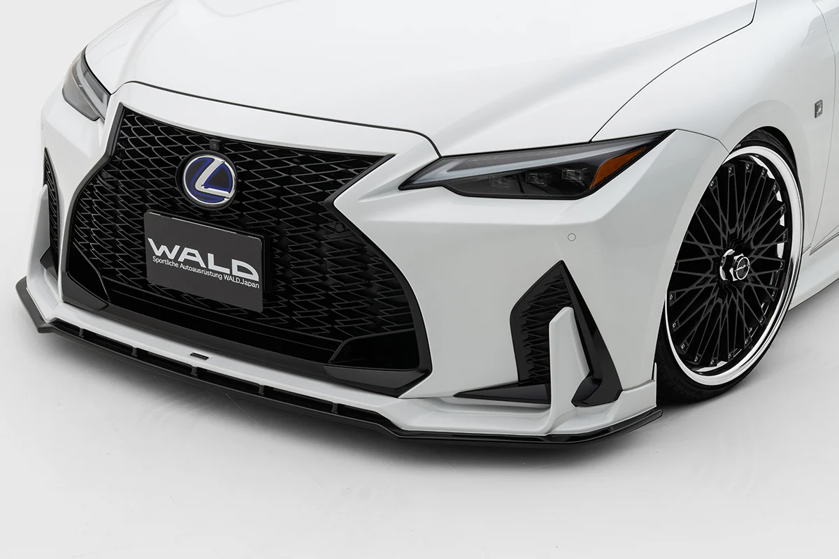 ชุดแต่ง LEXUS IS300/300h/350 F SPORT WALD Japan สปอร์ตไลน์ ภาพ 5