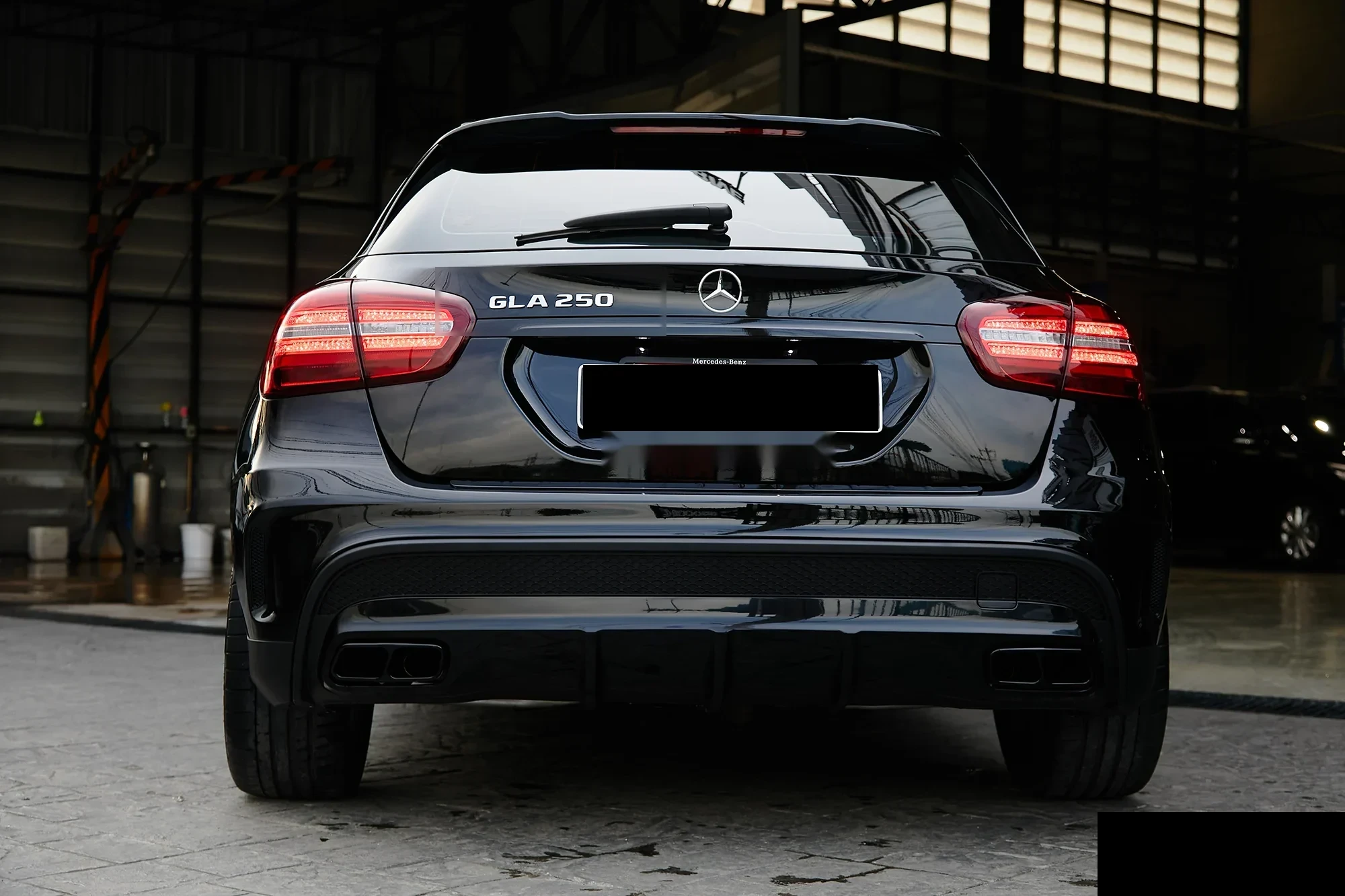 ชุดแต่ง MERCEDES BENZ GLA Mercedes-Benz GLA ติดตั้งชุดแต่ง GLA45 AMG Prodrive Shop ภาพ 9