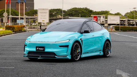 ชุดแต่ง TESLA MODEL Y JUNIPER 2025 – S-LIGHTNING ภาพสินค้า 1