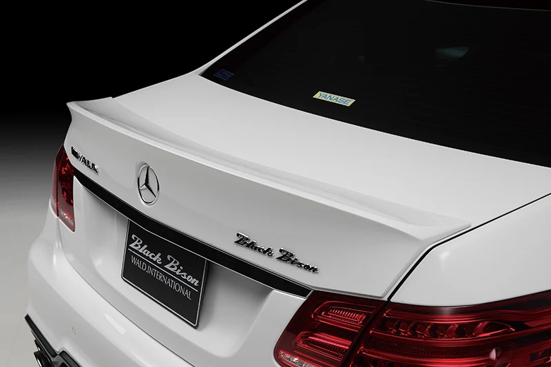ชุดแต่ง MERCEDES-BENZ E-CLASS WALD Japan สปอร์ตไลน์ แบล็กไบซัน เอดิชัน ภาพ 20