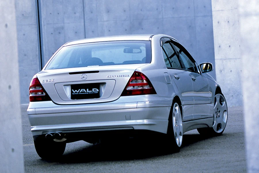 รูปชุดแต่ง ชุดแต่ง Mercedes-Benz C Class W203 WALD ภาพที่ 1