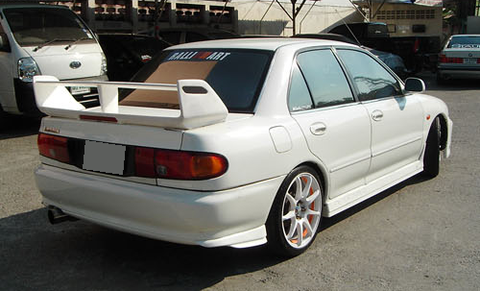 ชุดแต่ง Mitsubishi E Car