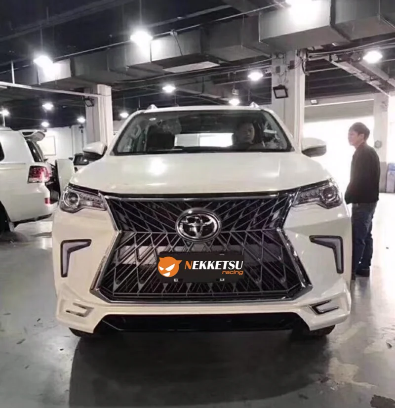 รูปชุดแต่ง ชุดแต่ง Toyota Fortuner 2015 2019 V.3 HK ภาพที่ 1