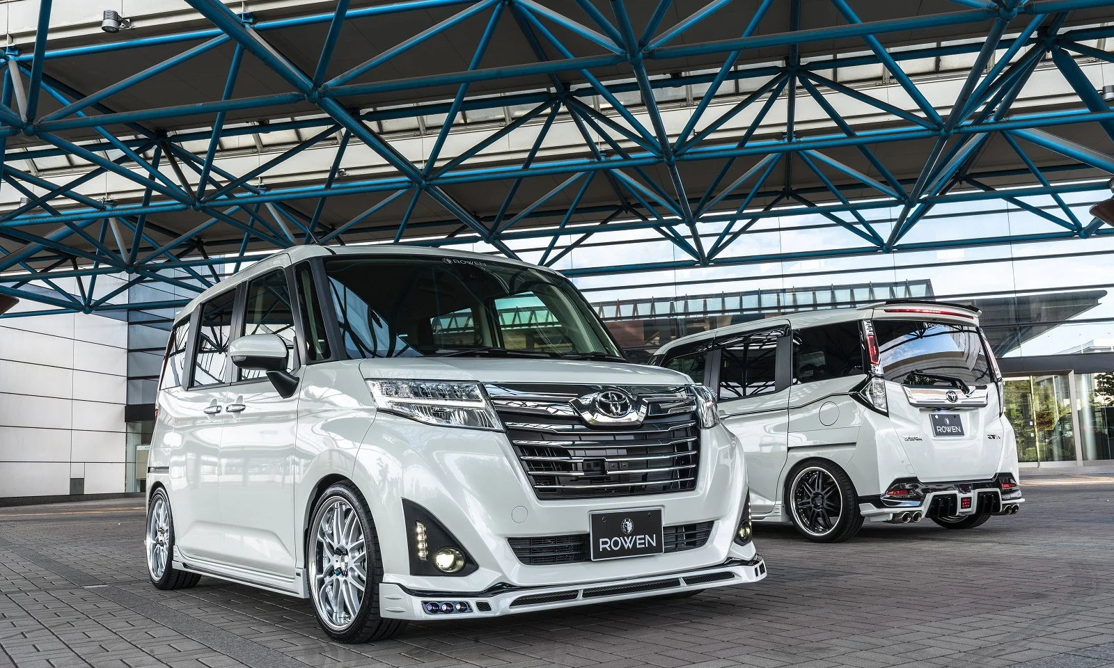 ชุดแต่ง TOYOTA ROOMY CUSTOM M900A/M910A 2016.11~2020.8 Rowen Japan ภาพ 2