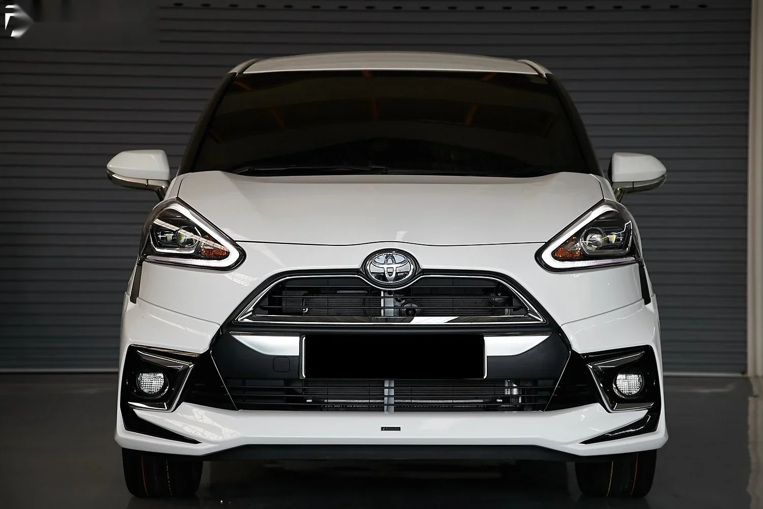 ชุดแต่ง TOYOTA SIENTA Toyota Sienta x Modellista x WORK Prodrive Shop ภาพ 2